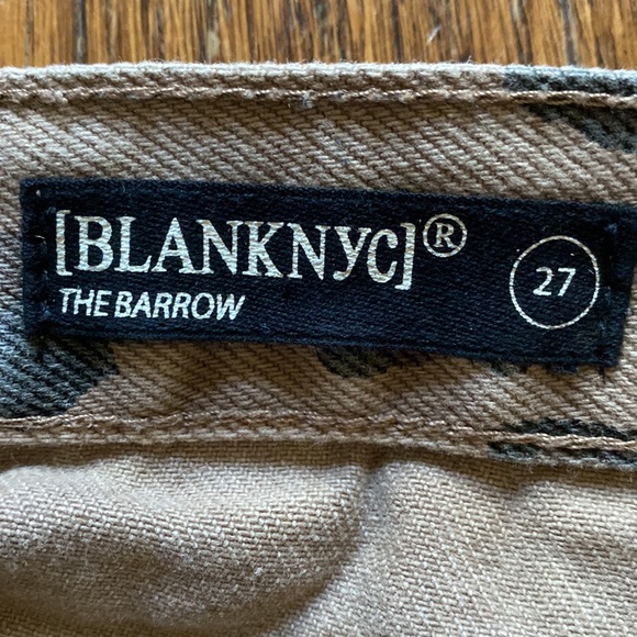 BLANK NYC the barrow leap park print denim jean shorts - Picture 2 of 2